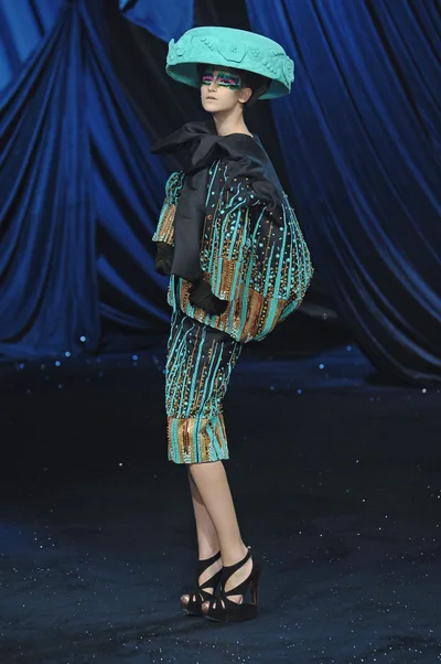 Look 22